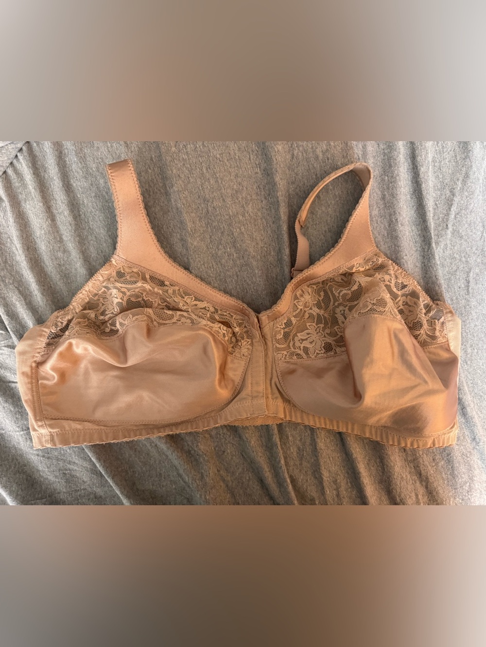 Glamorise 1200 50C Nude Lace Front Closure Bra
